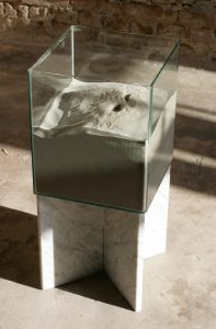 Juliane Solmsdorf A falling Water, 2010 Glass, marble, sand, urine, 29x30x68cm 